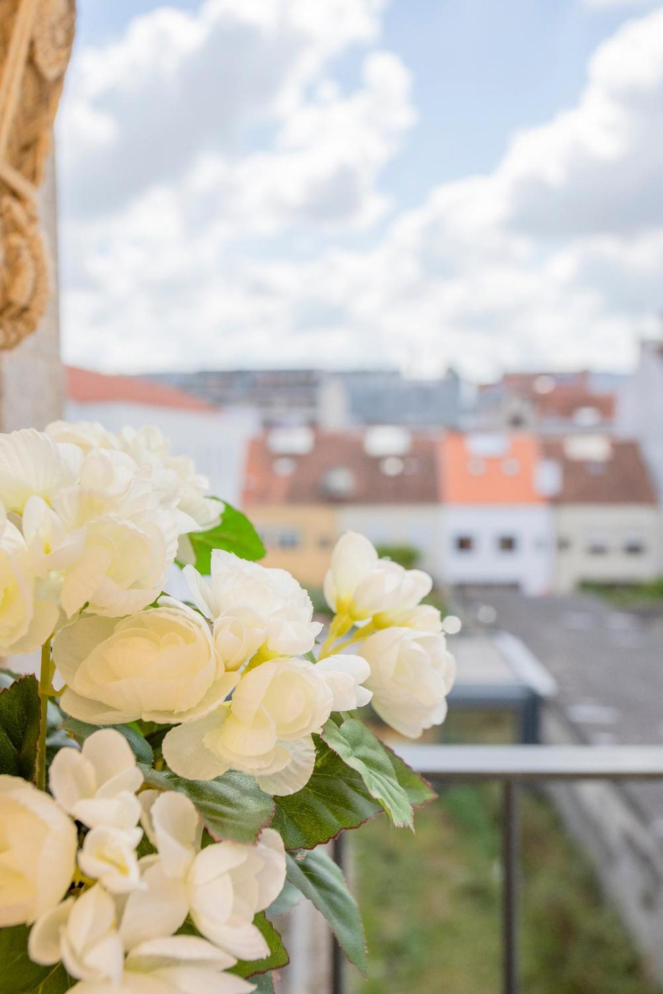 Liiiving In Porto - Downtown Balcony Studio Exterior foto